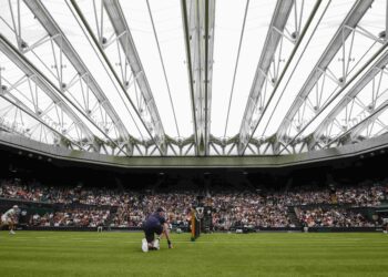 Polacy na Wimbledonie 2023. Iga kończy turniej na ćwierćfinale, świetny Hurkacz