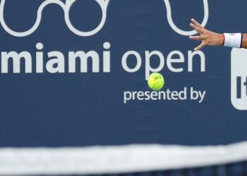 hurkacz kokkinakis miami open typy