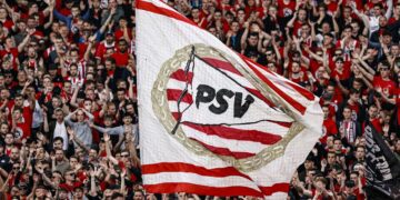 Kibicie PSV na trybunach