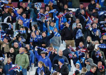 Kibice KAA Gent na trybunach