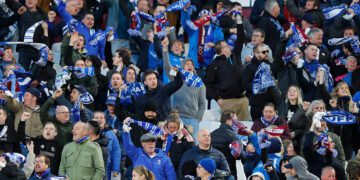 Kibice KAA Gent na trybunach