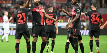 Piłkarze Bayer 04 Leverkusen na boisku