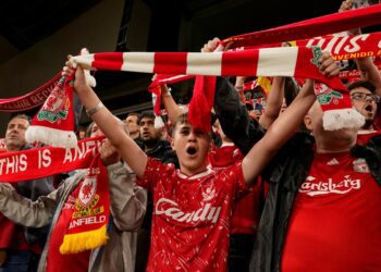 Kibice Liverpoolu na trybunach