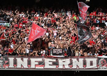 Oprawa meczu robiona przez kibiców Standard Liege