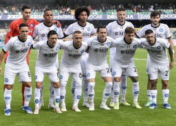 piłkarze napoli na boisku