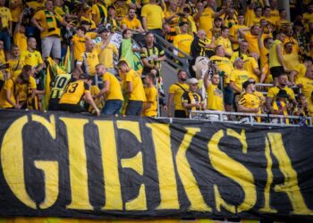 Kibice GKS-u Katowice na trybunach