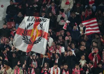 Kibice Girony na stadionie