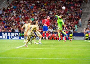 Zawodnicy Granady i Atletico na boisku