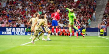 Zawodnicy Granady i Atletico na boisku