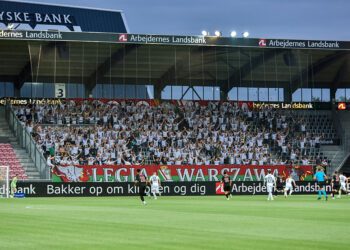 Kibice Legii na stadionie