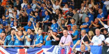 Kibice Rangers na stadionie