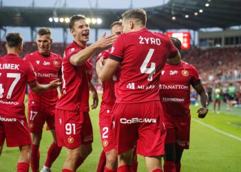 radość graczy Widzewa