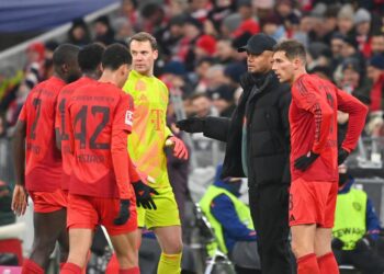 Zawodnicy Bayernu na murawie