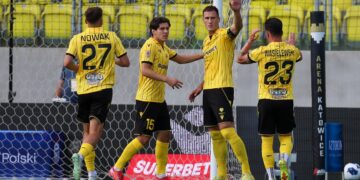 Zawodnicy GKS-u Katowice przed meczem z Cracovią