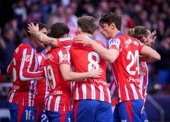 Piłkarze przed meczem Atletico - Elche
