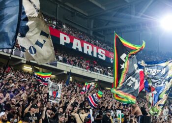 Kibice PSG podczas meczu