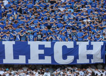 Kibice Lecha Poznań podczas meczu przy Bułgarskiej