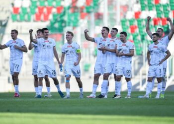 Polonia Środa Wielkopolska – Olimpia Grudziądz: typy, kursy