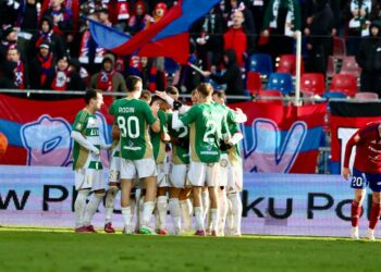 Puszcza Niepołomice - Lechia Gdańsk: typy, kursy