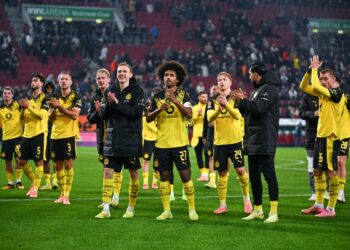 Zawodnicy Borussii Dortmund przed meczem z Manchesterem City