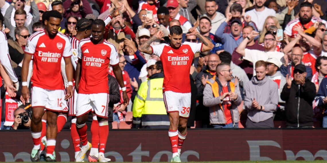 Piłkarze Arsenalu w meczu na Emirates Stadium
