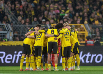 Zawodnicy Borussii Dortmund przed meczem z Bodo/Glimt