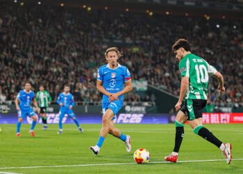 Piłkarze Atletico Madryti i Betisu podczas meczu