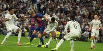 Zawodnicy Barcelony i Realu walczą o 1 miejsce w tabeli La Liga