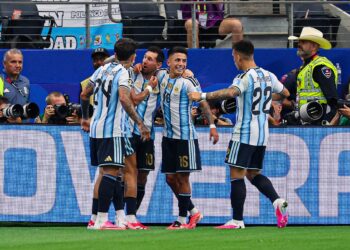 Reprezentacja Argentyny w walce o obronę tytułu Mistrzów Świata