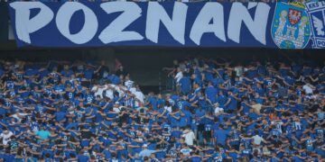 Kibice Lecha Poznań w meczu eliminacji Ligi Europy