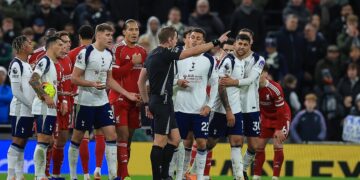 Liverpool FC - Tottenahm: gdzie oglądać mecz Carabao Cup