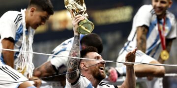 Leo Messi wygrywa mistrzostwo świata