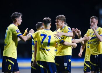 Piłkarze Arki Gdynia w meczu STS Pucharu Polski