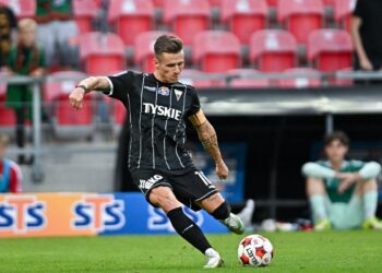 Piłkarz GKS Tychy podczas meczu STS Pucharu Polski