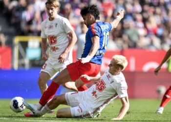 Piłkarze Górnika Zabrze podczas meczu z Piastem Gliwice