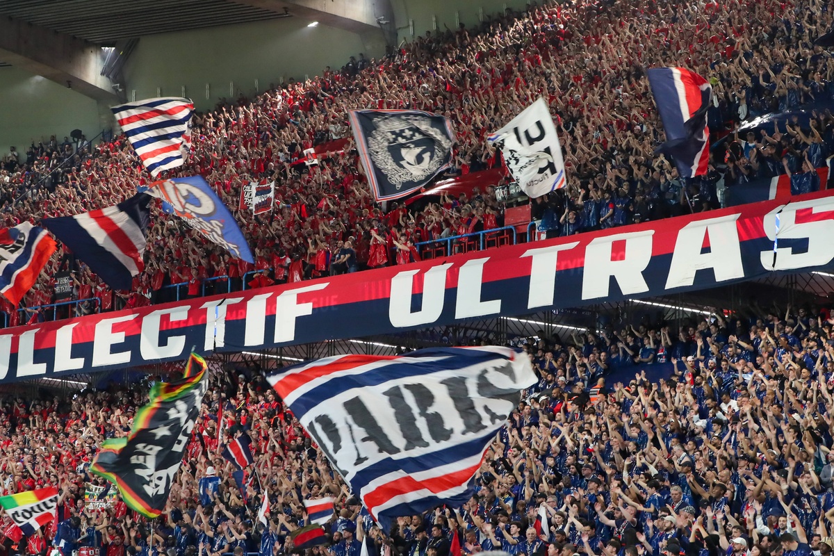 Zgarnij voucher Canal+ i oglądaj mecz PSG – FC Barcelona!
